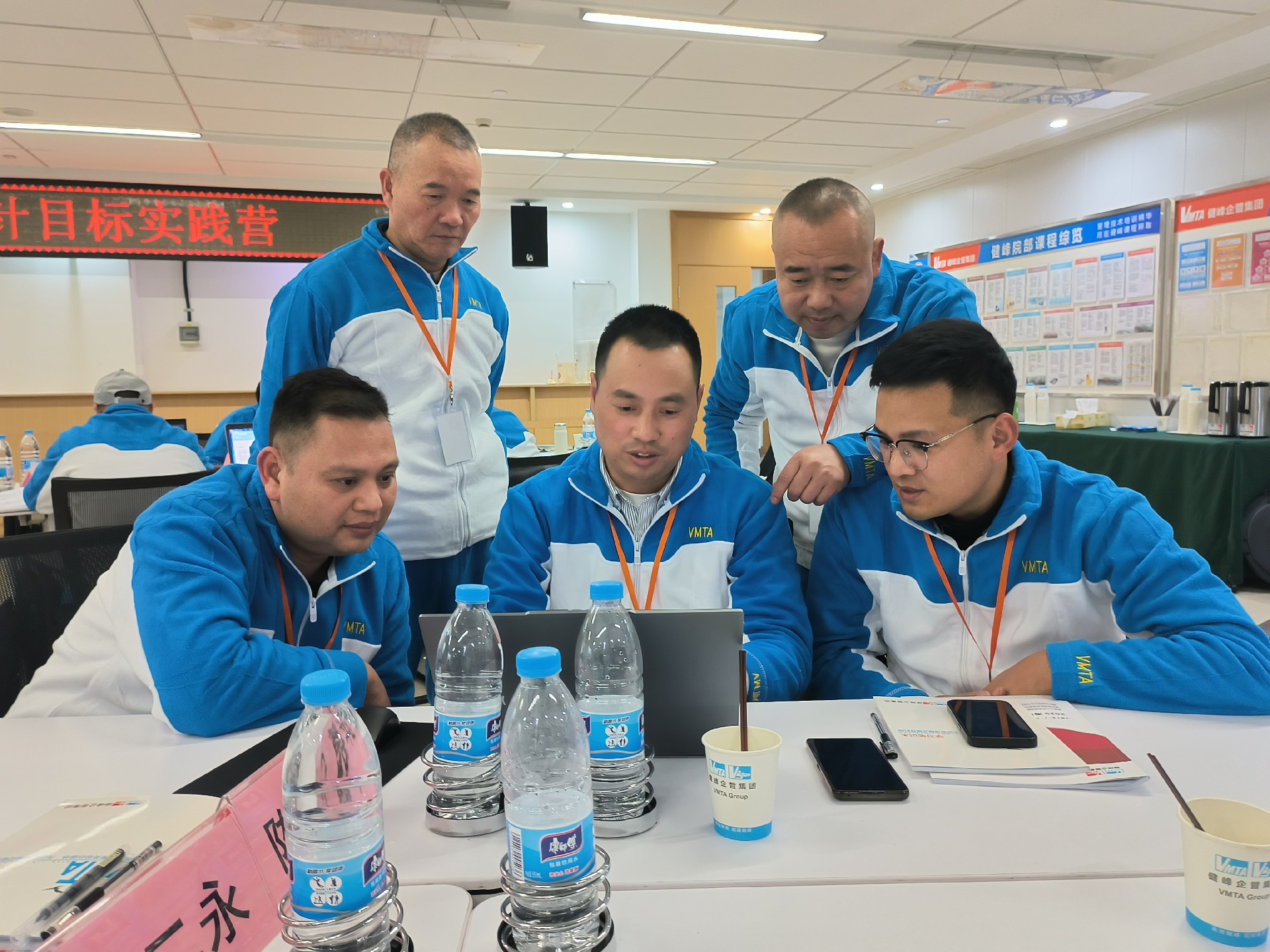 a0ca8b5c7449254aab32caa9584a648.jpg